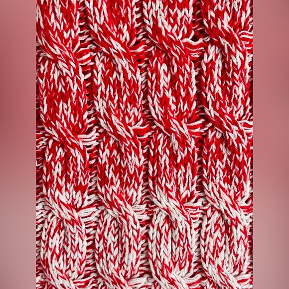 Red white women’s sweater. Size M. Knit. Stretchy. Nice - Picture 4 of 5